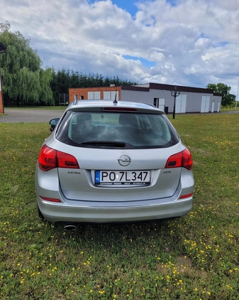 Opel Astra cena 23700 przebieg: 242000, rok produkcji 2012 z Warszawa małe 37